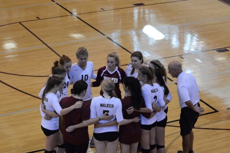 volleyball-huddle